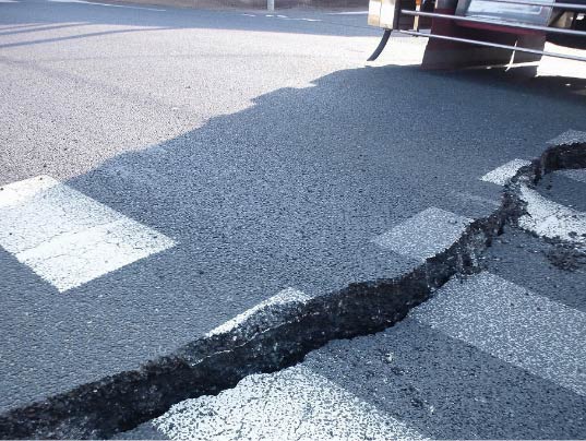 道路ひび割れ